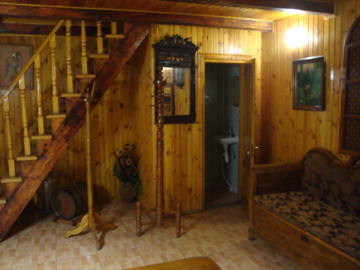 Domik S Saunoy Na Ogiyenko Apartment Kamianets-Podilskyi Exterior photo