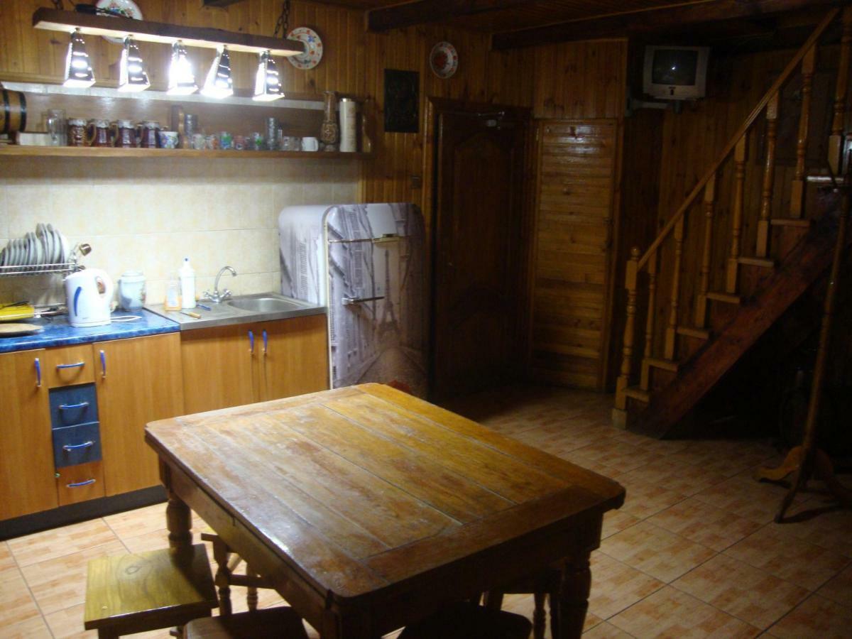 Domik S Saunoy Na Ogiyenko Apartment Kamianets-Podilskyi Exterior photo