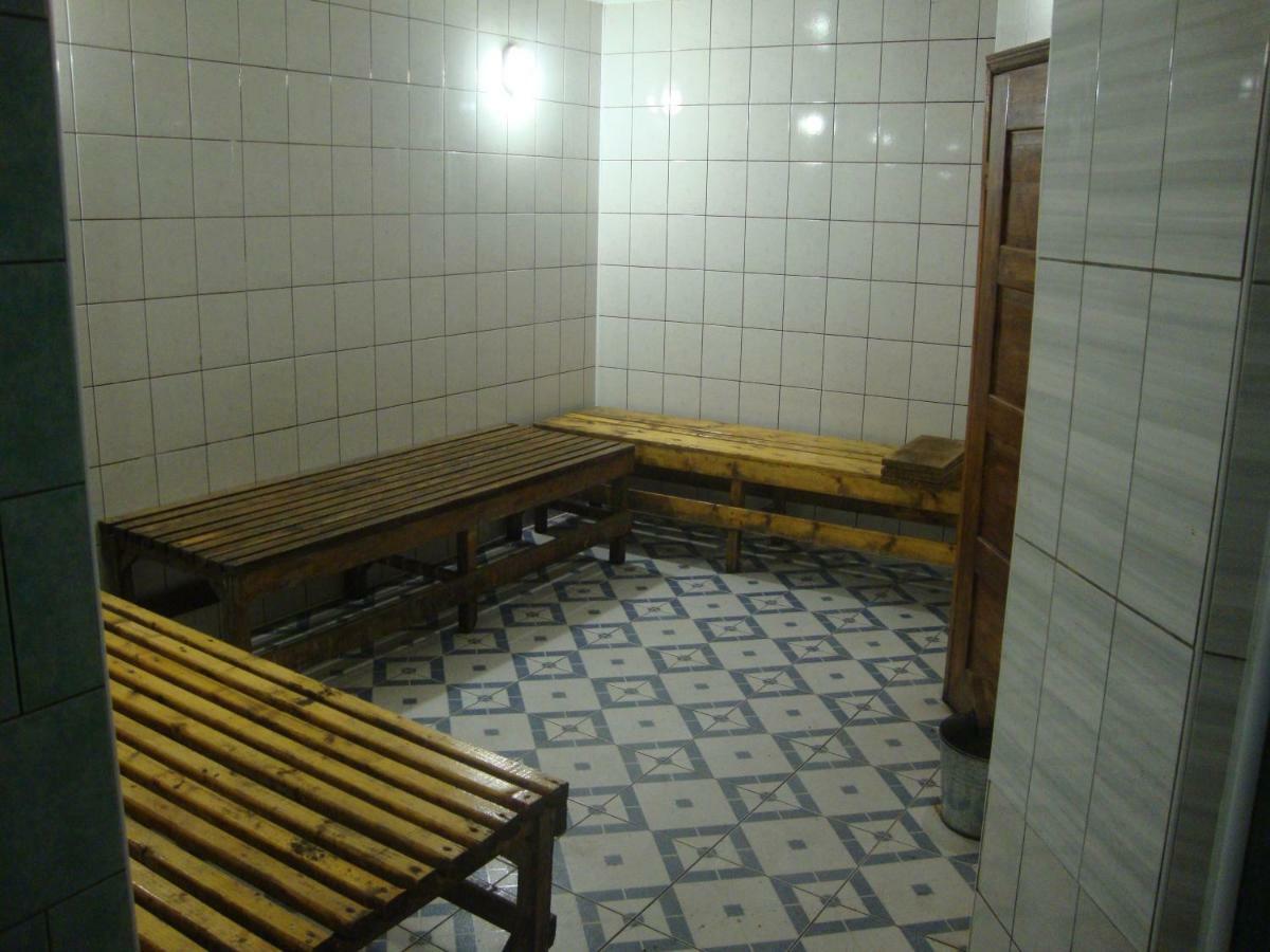 Domik S Saunoy Na Ogiyenko Apartment Kamianets-Podilskyi Exterior photo